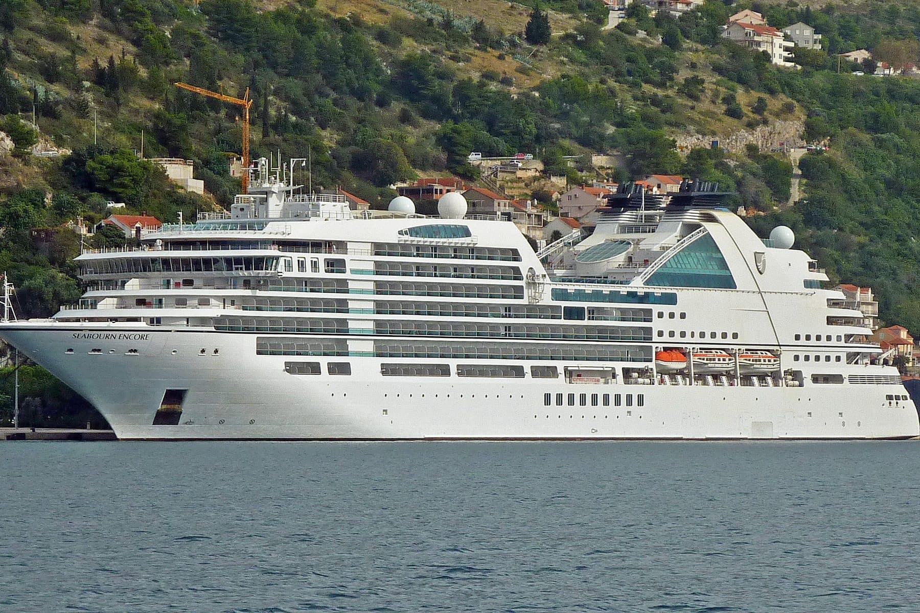 Seabourn Encore, sister ship to Ovation, approaching Dubrovnik