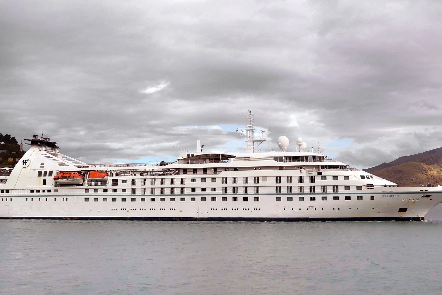 Windstar's Star Breeze alongside at Lyttelton, New Zealand